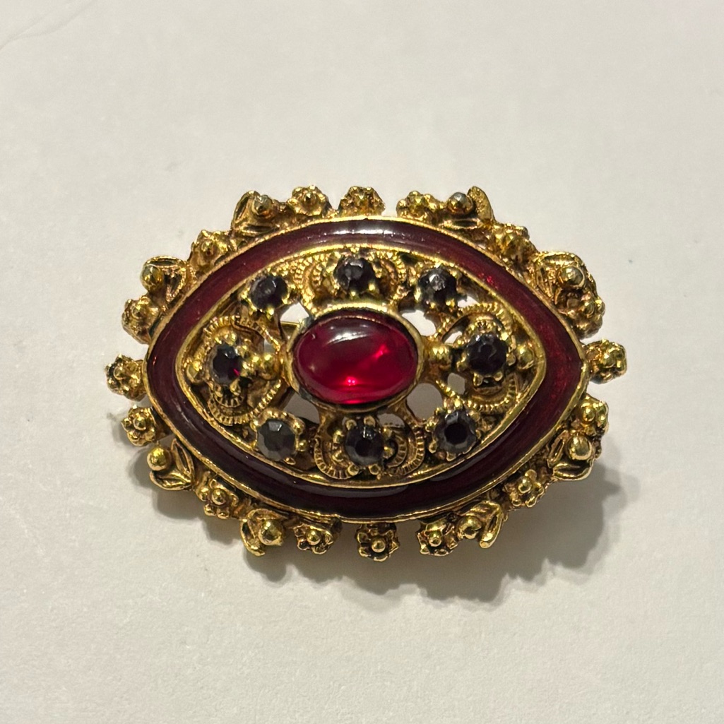 Vintage 1960s Florenza Signed Red Rhinestone Brooch Ornate Gold Oval Pin